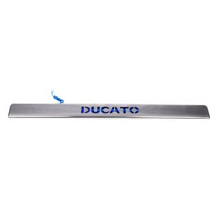 LED-rekisterikilven ylälista (ruostumaton teräs) Fiat Ducato 2006–2025 kuva 2