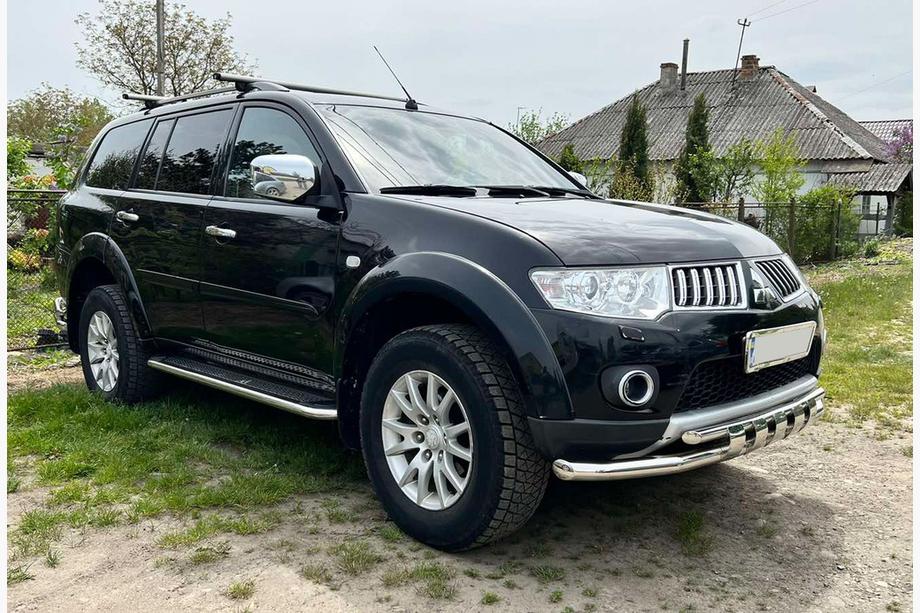 Mitsubishi Pajero Sport 2008–2015 Etupuskurisuoja ST015 (ruostumaton teräs) Image