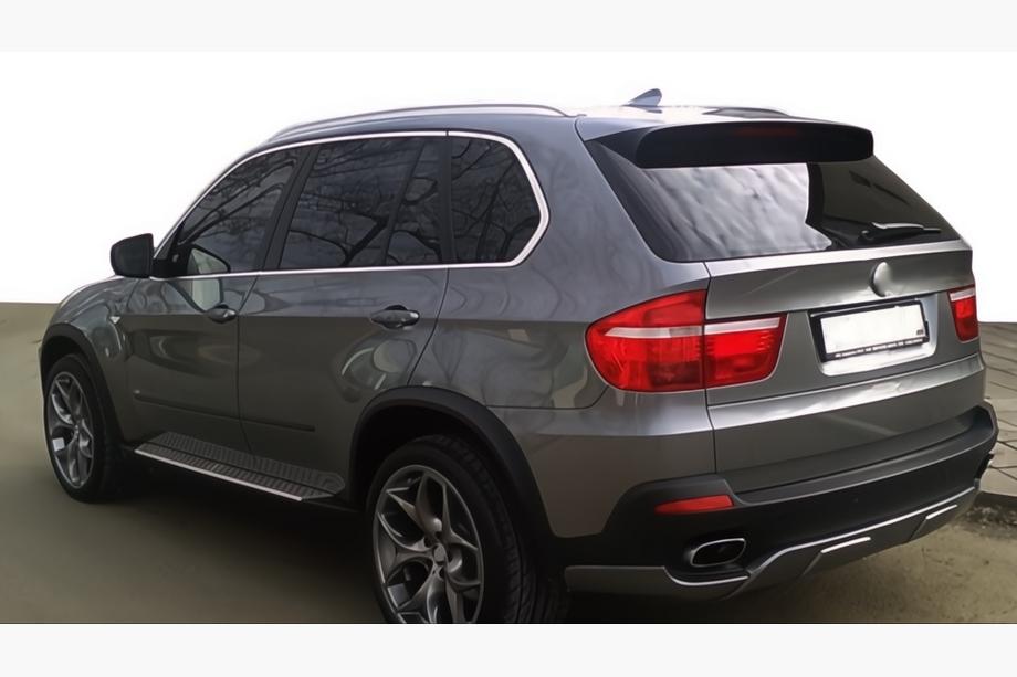 BMW X5 E70 2007–2013 Takapuskurin diffuusori (2007-2010, maalattava) Image