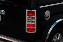 Ford Connect 2006–2009 Takavalojen kehykset (2 kpl, ruostumaton teräs) kuva 3