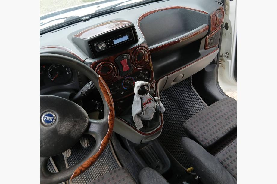 Fiat Doblo I 2005–2010 Kojelaudan suojat Hiilikuitu Kuva 17