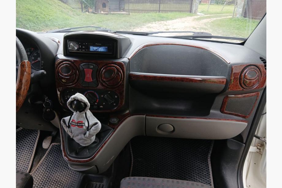 Fiat Doblo I 2005–2010 Kojelaudan suojat Hiilikuitu Kuva 18
