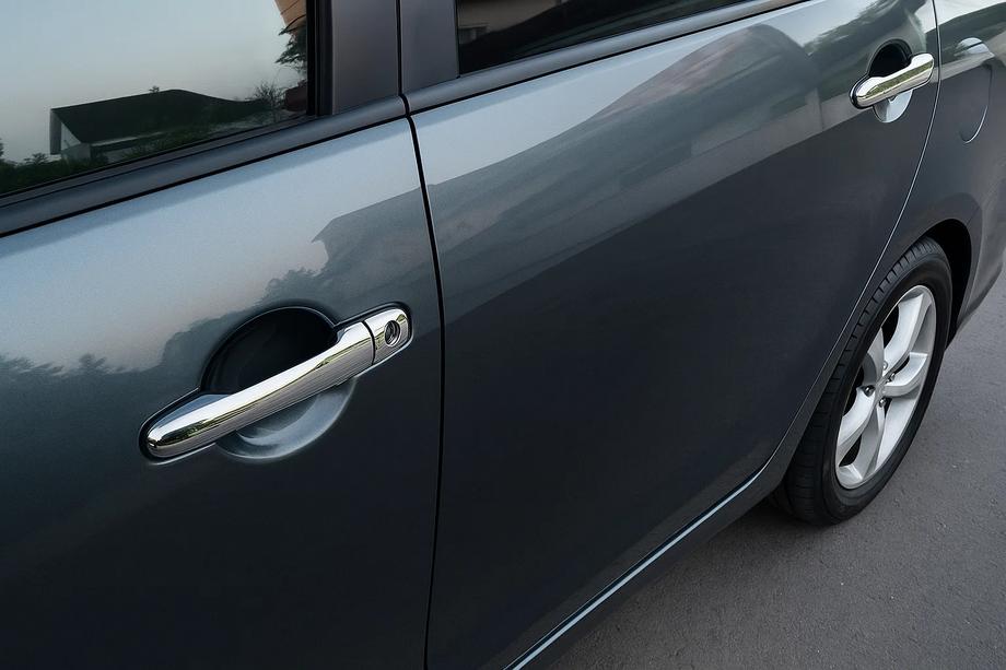 Mitsubishi Outlander 2001–2006 Ovenkahvan kromisuojat (4 kpl, ruostumaton teräs) OmsaLine – italialainen ruostumaton teräs Image