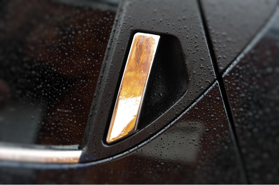 Nissan Juke 2010–2019 Kromiset ovenkahvan suojakuoret (4 kpl) Aukko avaimettoman järjestelmän anturille, Carmos - turkkilaista terästä Kuva 3