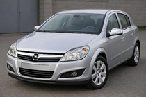 Opel Astra H 2004–2013 Kromatut peilinkuoret (2004-2010, 2 kpl) kuva 1