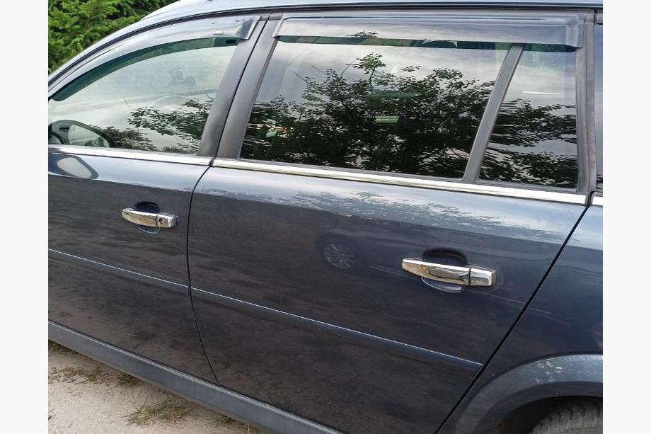 Opel Vectra C 2002–2008 Ovenkahvojen suojakuoret (4 kpl, RST) Kuva 4