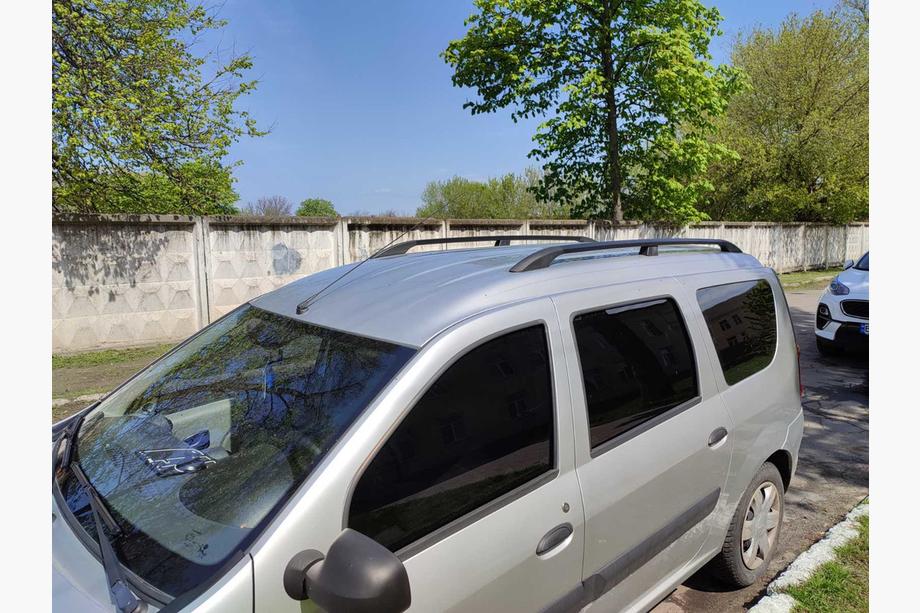 Renault Logan MCV 2005–2013 Mustat kattokaiteet Image