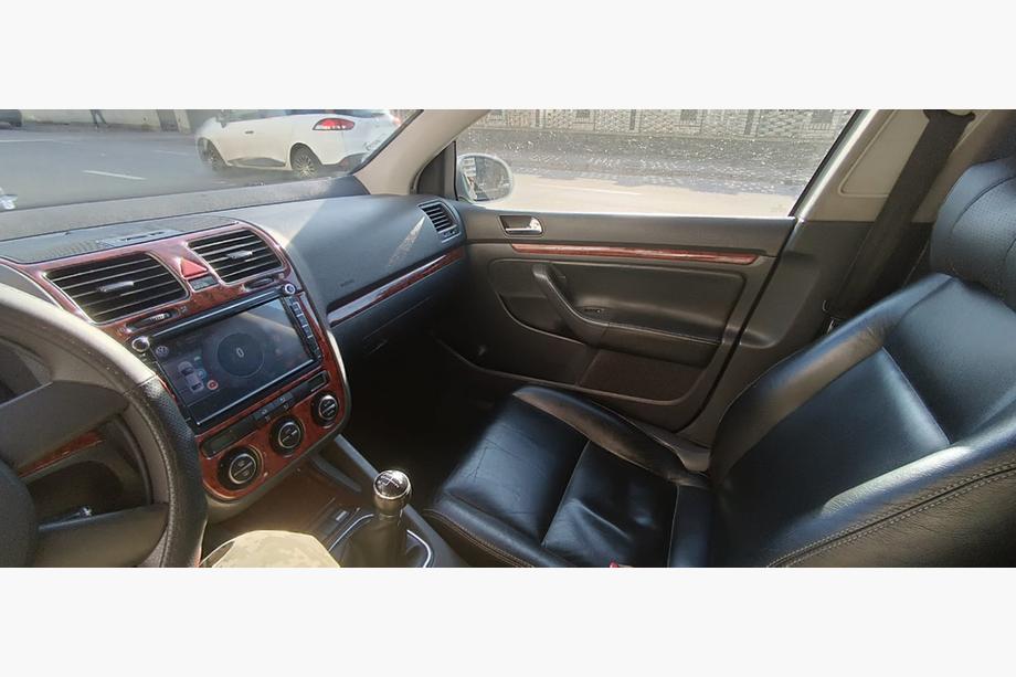 Volkswagen Jetta 2006–2011 Kojelaudan suojat Kuva 5