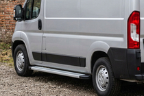 Fiat Ducato 2006–2025 Maya V2 sivuportaat (2 kpl, alumiini) kuva 1