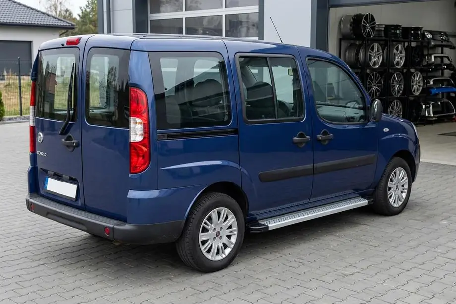 Fiat Doblo I 2005–2010 Maya V2 sivuportaat (2 kpl, alumiini) Image