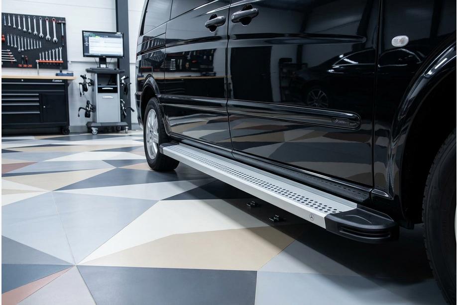 Mercedes Viano 2004–2014 Maya V2 sivuportaat (2 kpl, alumiini) Image