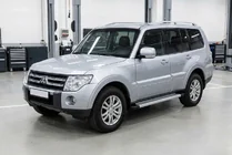 Mitsubishi Pajero Wagon IV 2006–2021 Maya V2 sivuportaat (2 kpl, alumiini) kuva 1