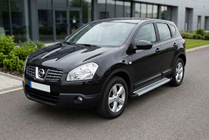 Nissan Qashqai 2007–2010 Maya V2 sivuportaat (2 kpl, alumiini) kuva 1