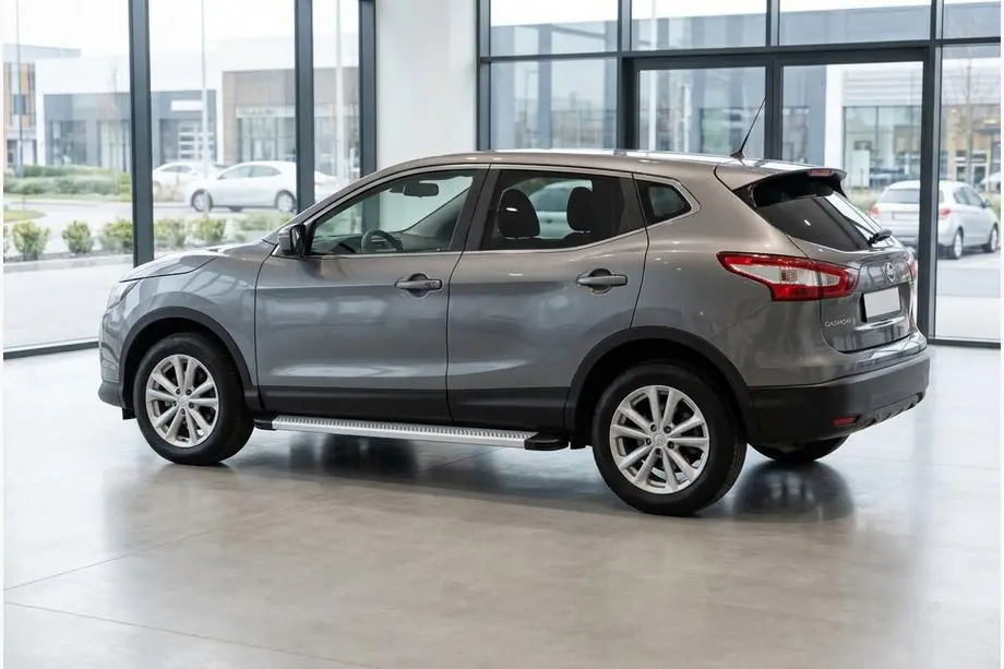 Nissan Qashqai 2014–2021 Maya V2 sivuportaat (2 kpl, alumiini) Image
