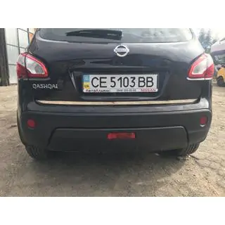 Takaluukun reunan suojalista (ruostumaton teräs) kuva 3