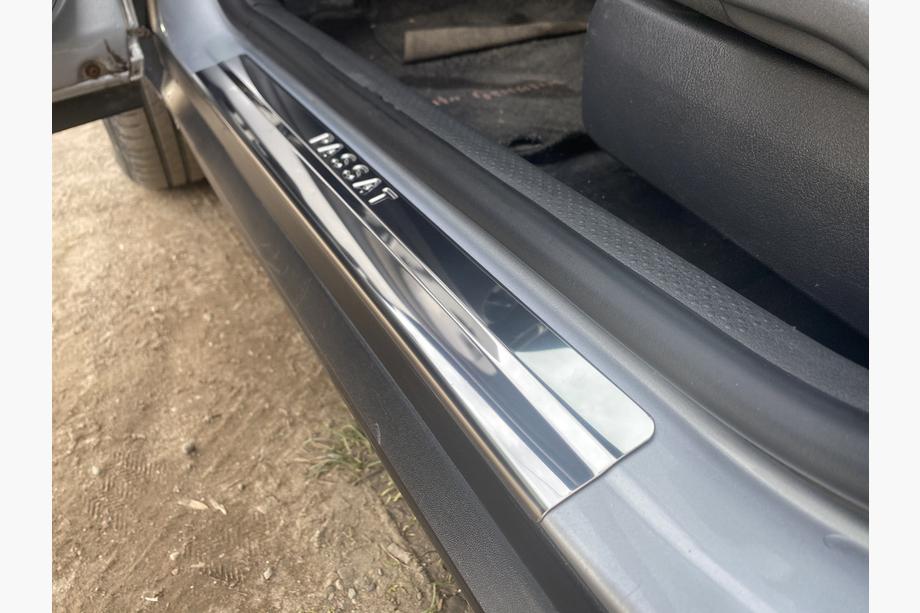 Volkswagen Passat B5 1997–2005 OmsaLine kynnyslistat (4 kpl, ruostumaton teräs) Image