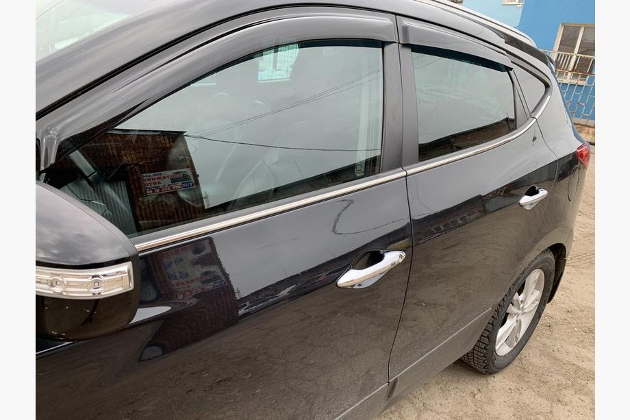 Hyundai IX-35 2010–2015 Ikkunoiden alareunalistat (6 kpl, ruostumaton teräs) Kuva 3