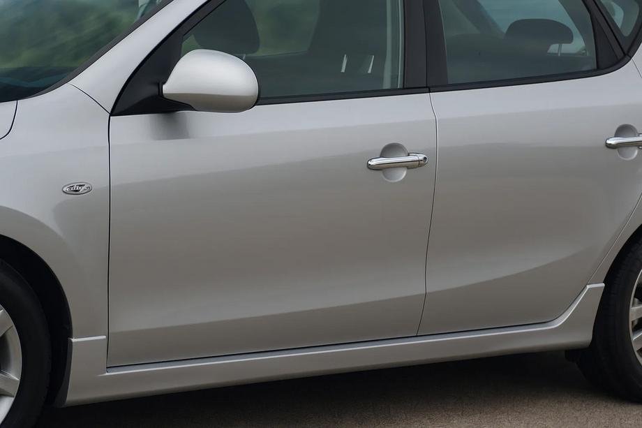 Hyundai I-30 2007–2011 Ovenkahvojen suojakuoret (4 kpl, RST) Carmos - turkkilainen teräs Image
