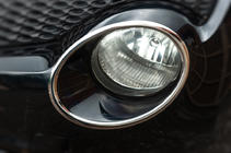 Nissan Juke 2010–2019 Ajovalojen koristelistat (2 kpl, ruostumaton teräs) kuva 2