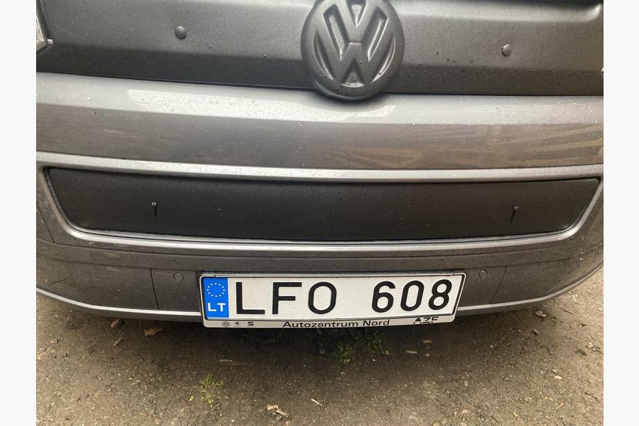Volkswagen T5 2010–2015 Talvisuoja alaritilään Kuva 4