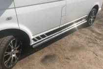 Volkswagen T5 Multivan 2003–2010 Sivusuojaputket (2 kpl, ruostumaton teräs) 60 mm, pitkä akseliväli kuva 1