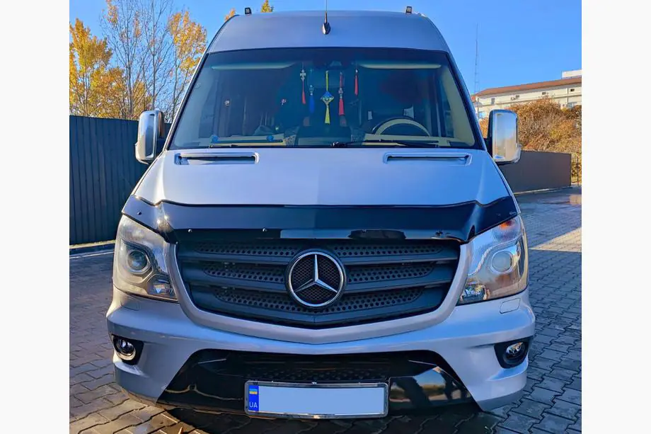 Mercedes Sprinter W906 2006–2018 Konepellin tuuliohjain 2013+ (V1, EuroCap) Kuva 11
