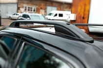 Nissan Juke 2010–2019 Skyport kattokaiteet (mustat) kuva 1