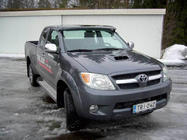 Toyota Hilux 2006–2015 Tuulilasin aurinkolippa (kannakkeilla) kuva 2