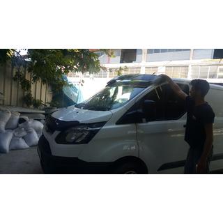 Tuulilasin aurinkolippa (kannakkeilla) Ford Custom 2013–2022 kuva 4