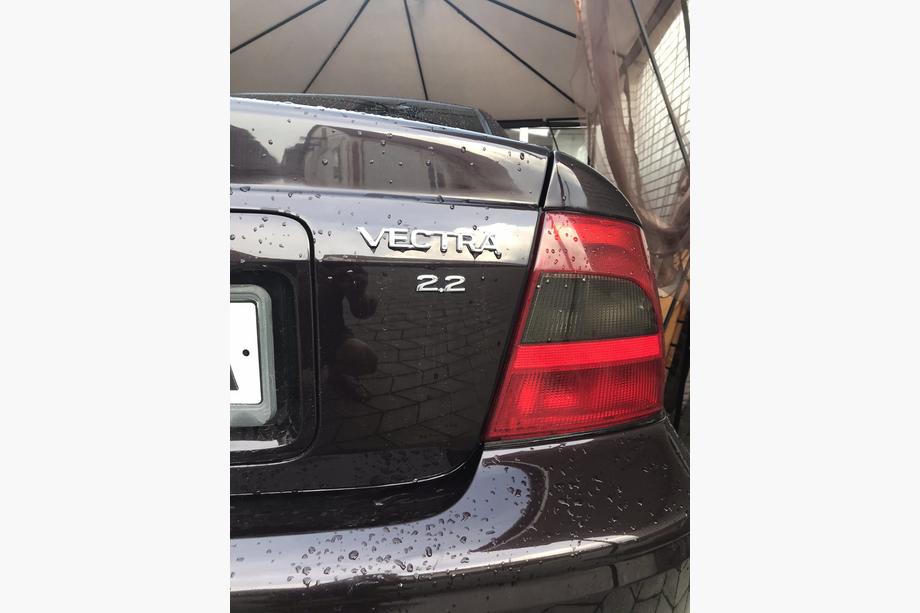 Opel Vectra B 1995–2002 Vectra-teksti (Turkki) Image