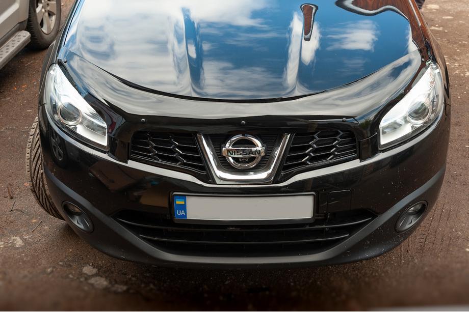 Nissan Qashqai 2010–2014 Konepellin tuuliohjain (EuroCap) Image