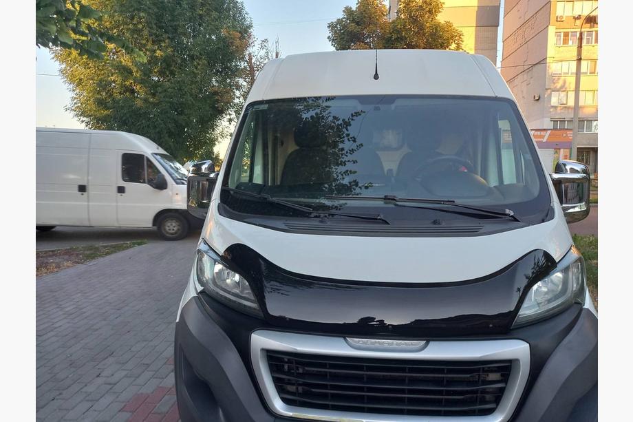 Peugeot Boxer 2006–2025 Konepellin tuuliohjain 2014+ (EuroCap) Image
