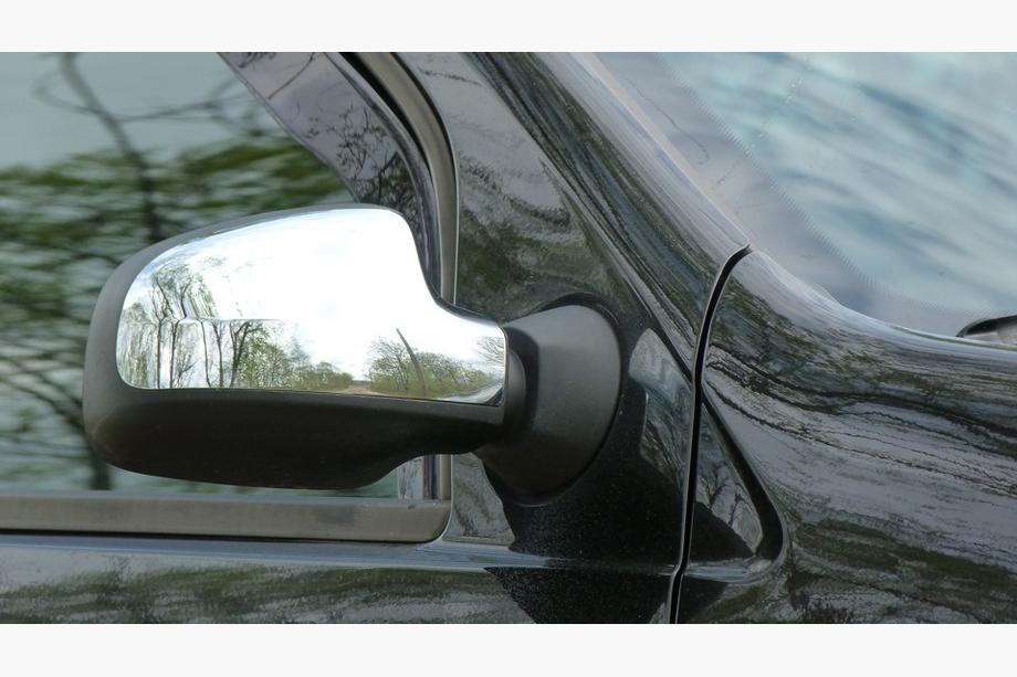 Renault Logan MCV 2005–2013 Kromiset peilinkuorien yläosat, versio 2 (2 kpl) Image