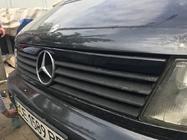 Mercedes Vito W638 1996–2003 Etusäleikön lista (muovi) Mattamusta kuva 2