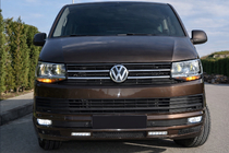 Volkswagen T6 2015–2024 Etupuskurin lips spoiler Sport 2-LED 2015-2018 (maalattava) kuva 2