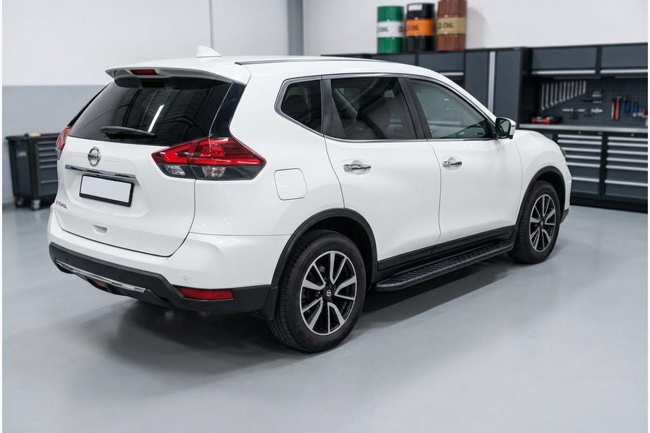Nissan X-trail T32/Rogue 2014–2021 Bosphorus Black sivuastinlaudat (2 kpl, alumiini) Image