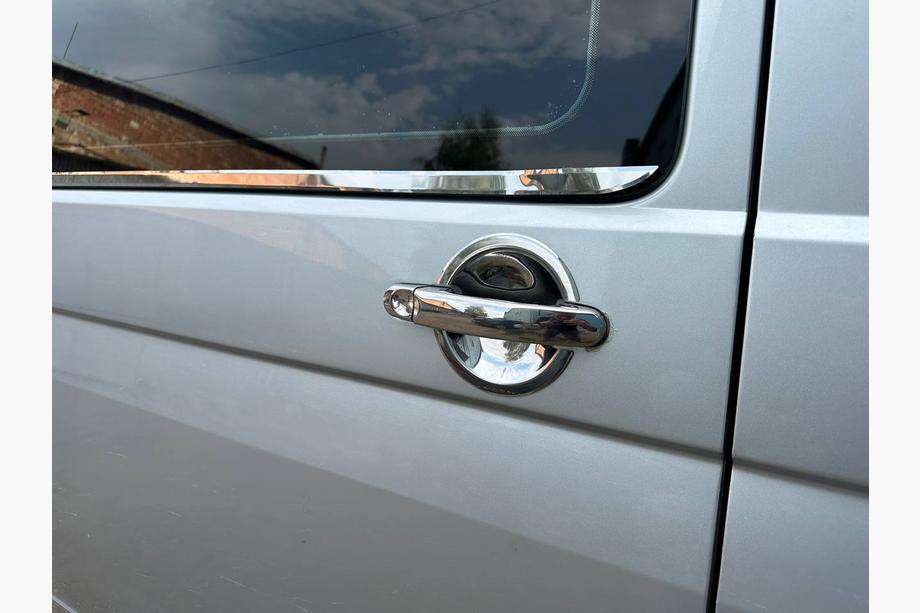 Volkswagen T5 2010–2015 Ovenkahvan aluslistat (RST) 4 kpl. OmsaLine – italialaista ruostumatonta terästä Image