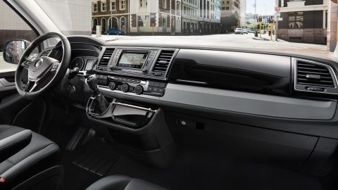 Katsaus uuteen Volkswagen Caravelleen