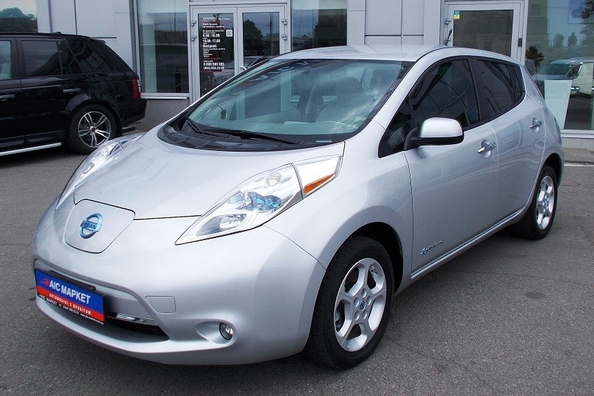 «АІС» alkaa tuoda Nissan Leaf -sähköautoja Ukrainaan USA:sta Kuva 1
