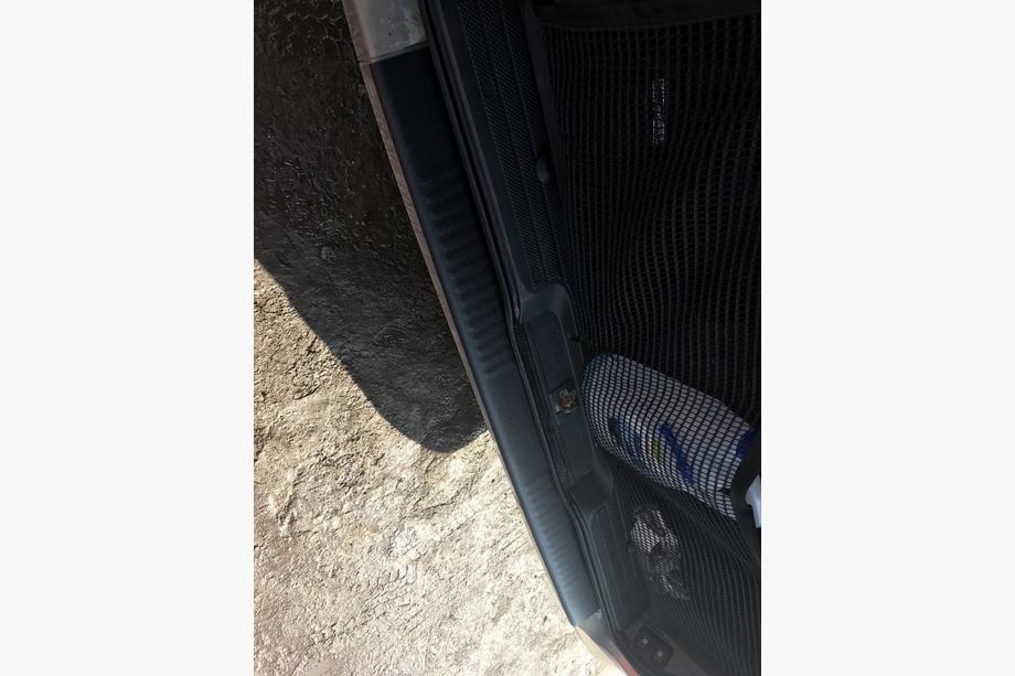Mercedes Vito W639 2004–2014 Takapuskurin suojalista taivutetulla reunalla (DDU, muovi) Kiiltävä Kuva 7