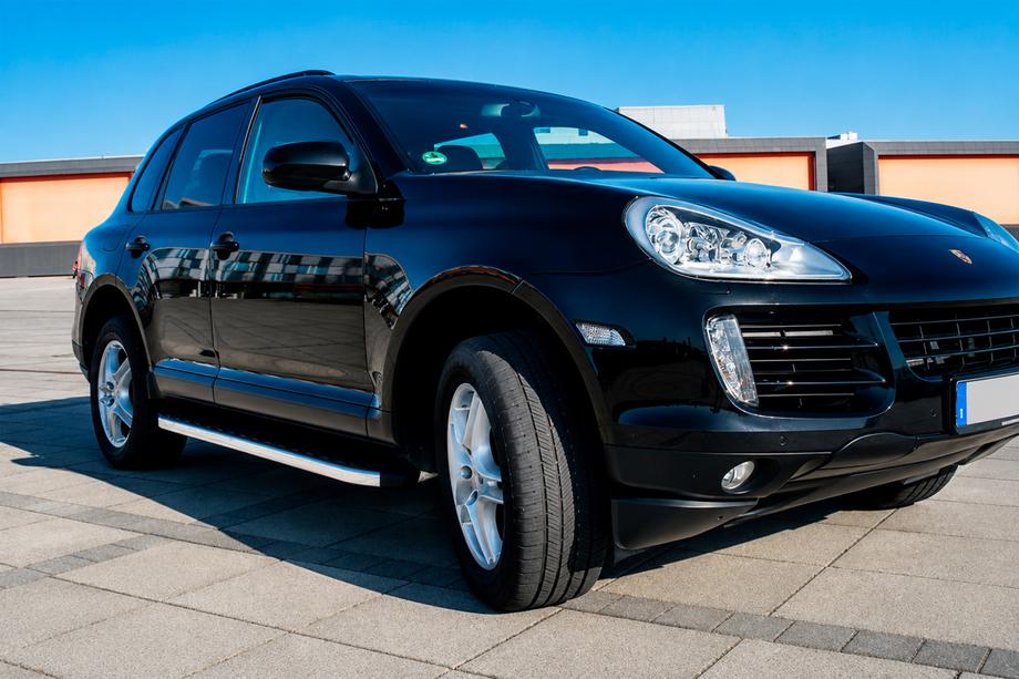 Porsche Cayenne 2003–2010 BlackLine-sivuporrassarja (2 kpl, alumiini) Image