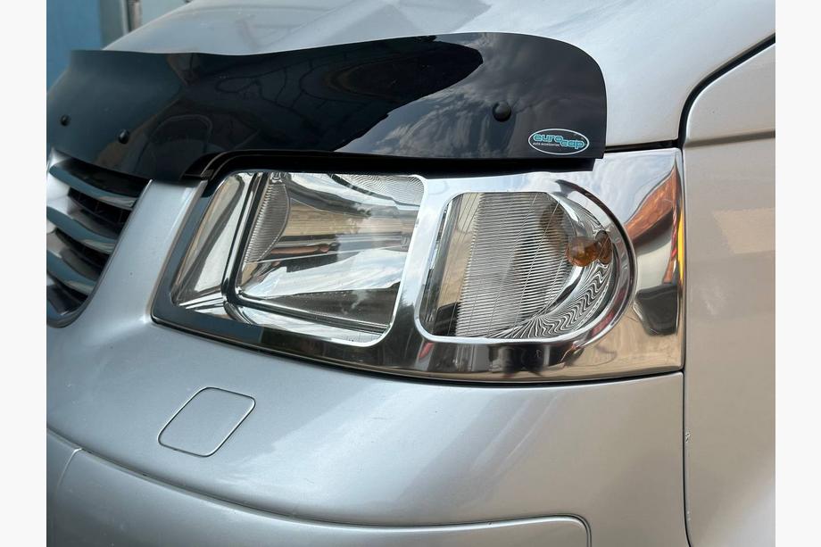 Volkswagen T5 Multivan 2003–2010 Etuajovalojen ruostumattomat kromilistat (2 kpl) Kuva 4