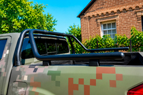 Nissan Navara/NP300 2016– Korikaari (musta) kuva 9
