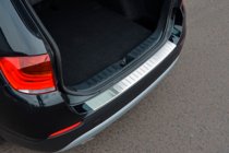 BMW X1 E84 2009–2015 OmsaLine takapuskurin suojalista (RST) kuva 7