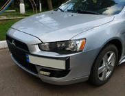 Mitsubishi Lancer X 2008– Rekisterikilven teline (muovi) Mattamusta kuva 1
