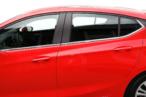Opel Astra K 2016–2021 Ikkunalistat (RST) kuva 9