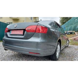 Rekisterikilven ylälista OmsaLine (ruostumaton teräs) Volkswagen Jetta 2011–2018 kuva 2