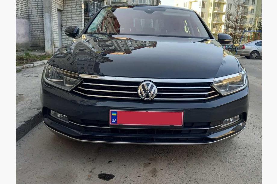 Volkswagen Passat B8 2015–2023 Ajovalojen kromilistat ja lista (3 kpl, ruostumaton teräs) Carmos - turkkilainen teräs Image