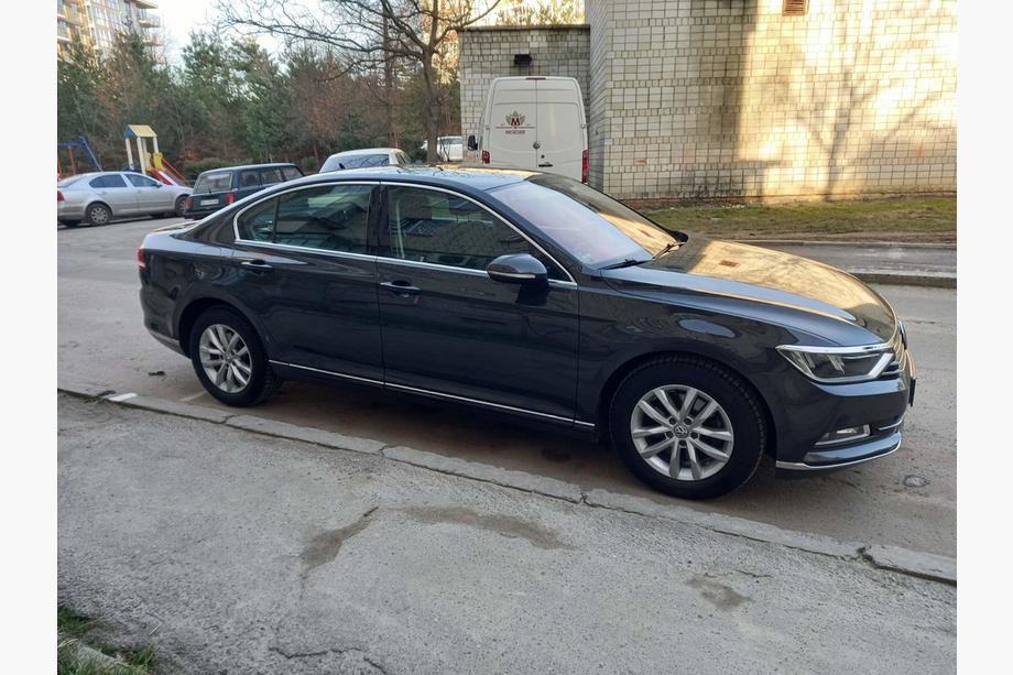 Volkswagen Passat B8 2015–2023 Ovenlistasarja SD/SW (8 kpl, ruostumaton teräs) Carmos - turkkilainen teräs Image