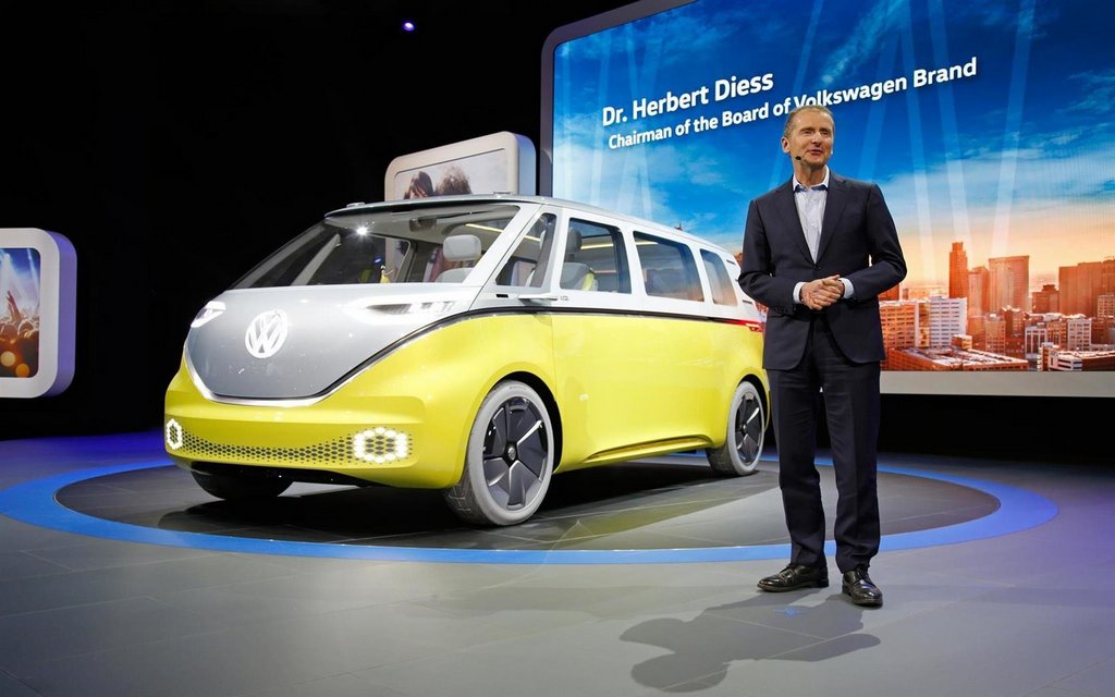 Volkswagenin johtaja pelkää Teslan kilpailua